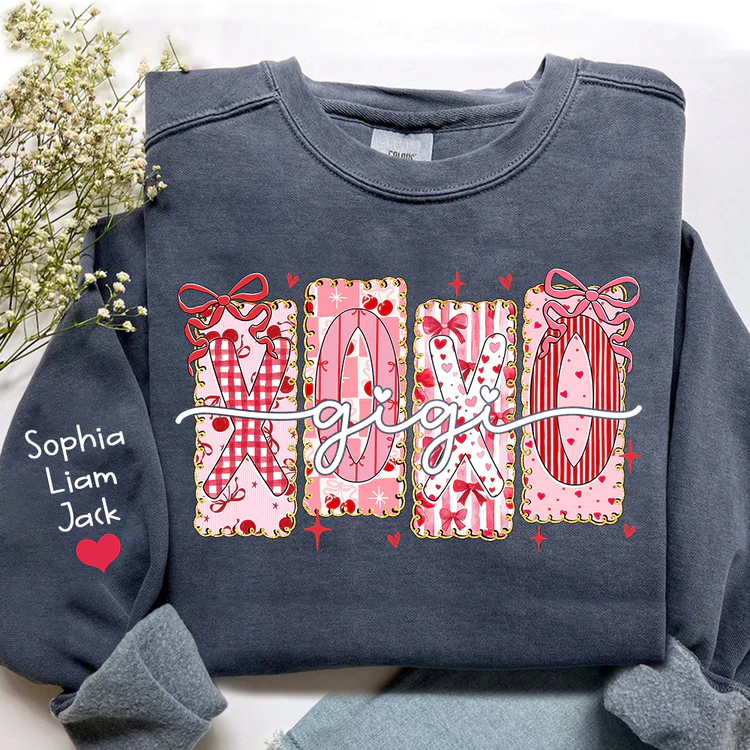 XOXO Gigi Crewneck - Personalized Sweatshirt With Design On Sleeve - Gift For Mom, Grandma | HN02 - Image 4
